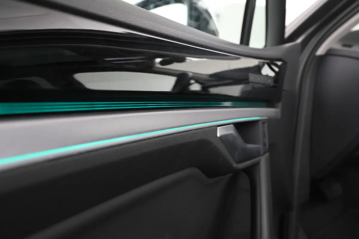 3.0 TSi eHybrid 4MOTION Panorama, 360 Camera, Digital dash!