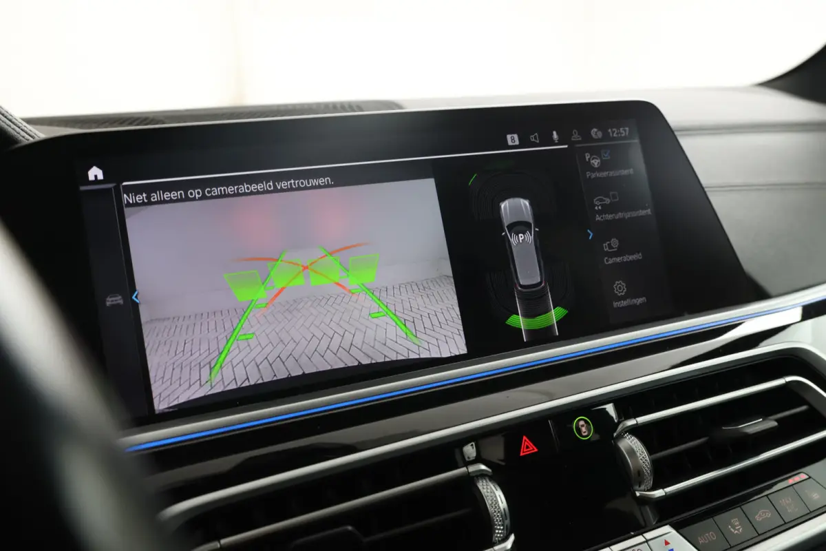 xDrive45e High Executive M-sport Full black Apple carplay