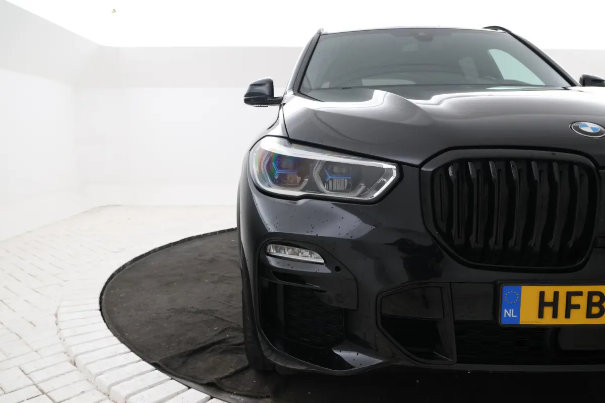 xDrive45e High Executive M-sport Full black Apple carplay