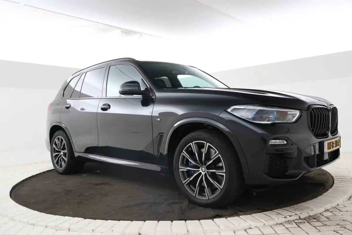 xDrive45e High Executive M-sport Full black Apple carplay