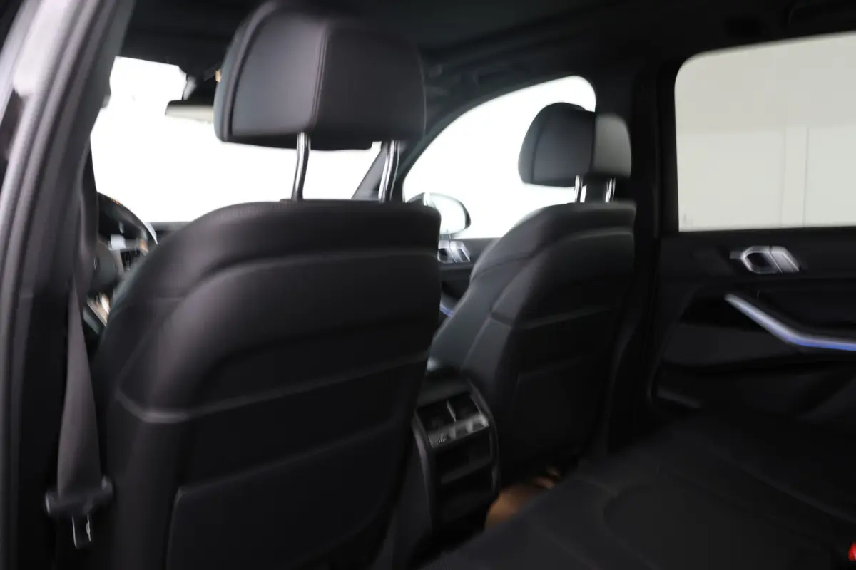 xDrive45e High Executive M-sport Full black Apple carplay