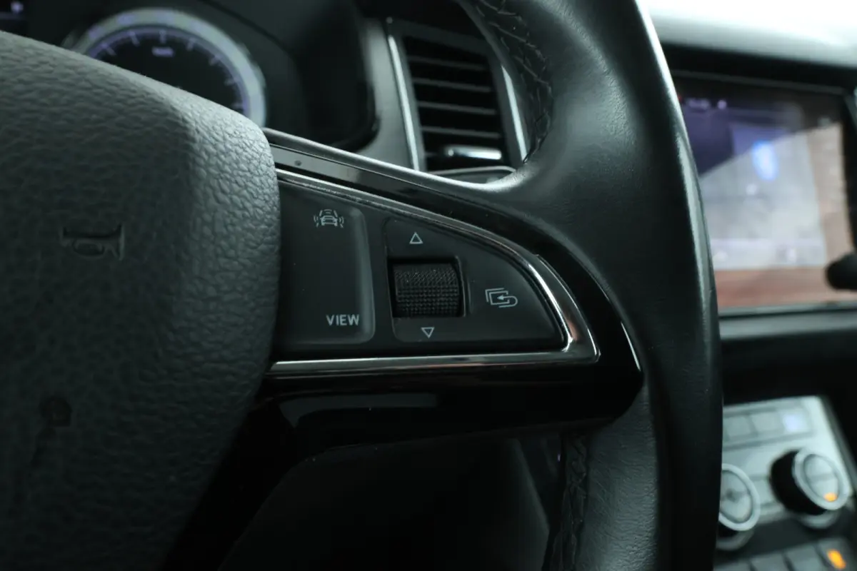 1.5 TSI Ambition 7p. 7 persoon, Automaat, Navigatie, Apple carplay,