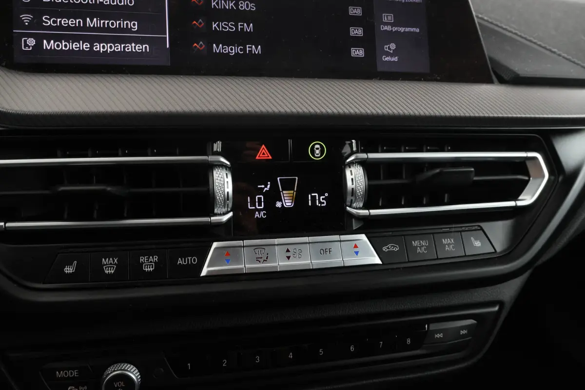 218i High Executive Automaat, M-sport, Leer, Digitaal Dash