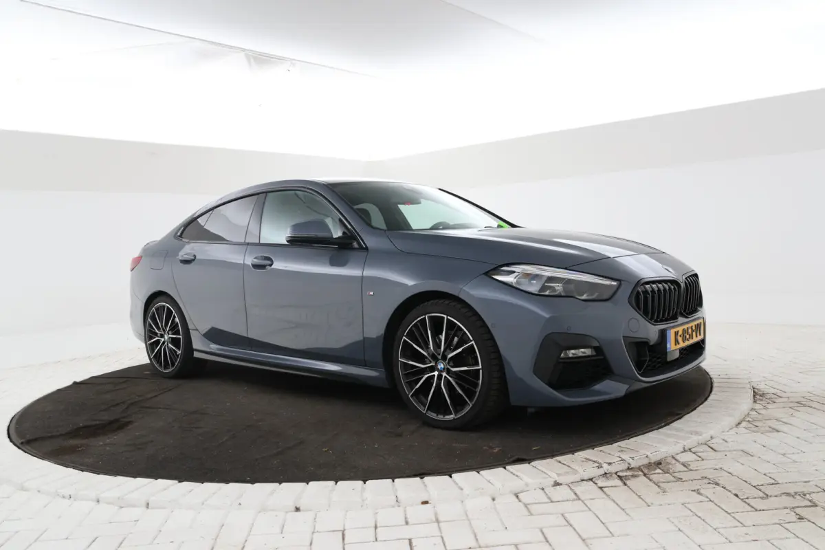 218i High Executive Automaat, M-sport, Leer, Digitaal Dash