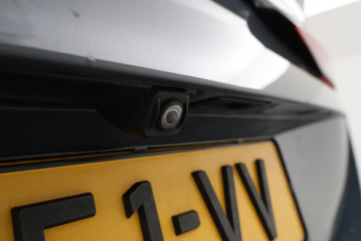 218i High Executive Automaat, M-sport, Leer, Digitaal Dash