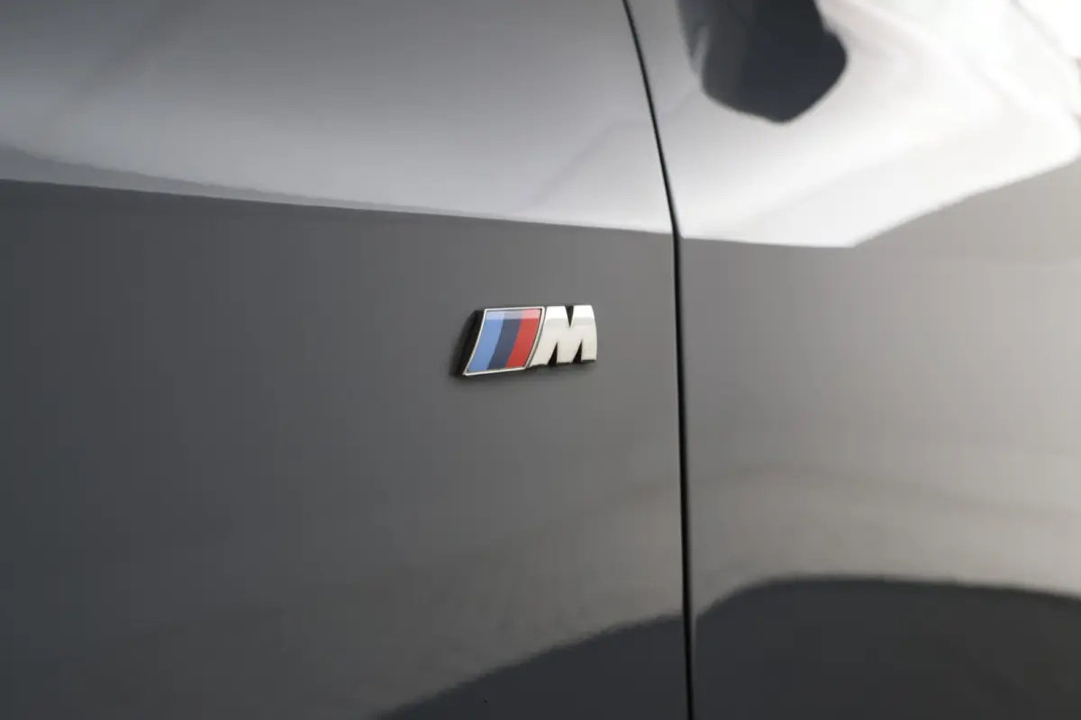218i High Executive Automaat, M-sport, Leer, Digitaal Dash