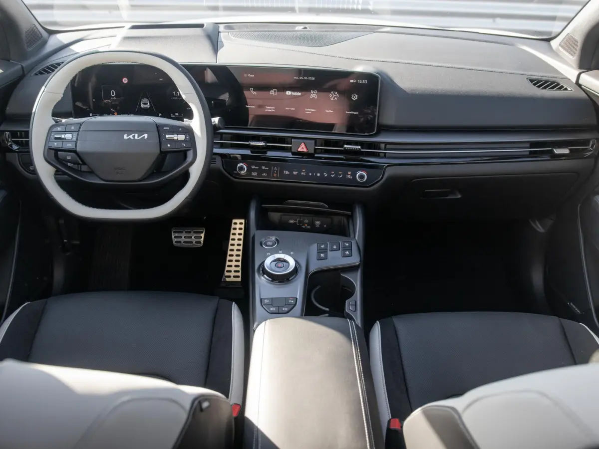1.6 T-GDi Hybrid GT-PlusLine | Actieprijs* | Navi. | Clima. | Adapt. Cruise. | Stoel&Stuur Verwarming | Dodehoekcamera | Panodak | GT-Line Bekleding In Suède/Lederlook | Harman Kardon | Sli