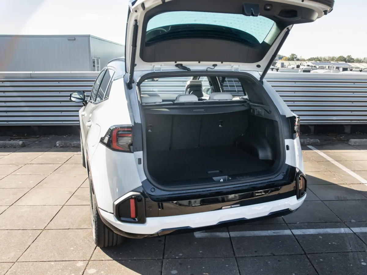 1.6 T-GDi Hybrid GT-PlusLine | Actieprijs* | Navi. | Clima. | Adapt. Cruise. | Stoel&Stuur Verwarming | Dodehoekcamera | Panodak | GT-Line Bekleding In Suède/Lederlook | Harman Kardon | Sli