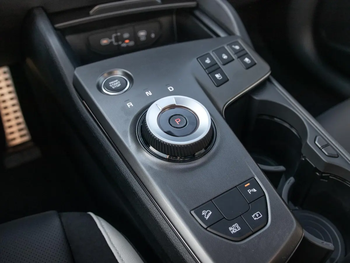 1.6 T-GDi Hybrid GT-PlusLine | Actieprijs* | Navi. | Clima. | Adapt. Cruise. | Stoel&Stuur Verwarming | Dodehoekcamera | Panodak | GT-Line Bekleding In Suède/Lederlook | Harman Kardon | Sli