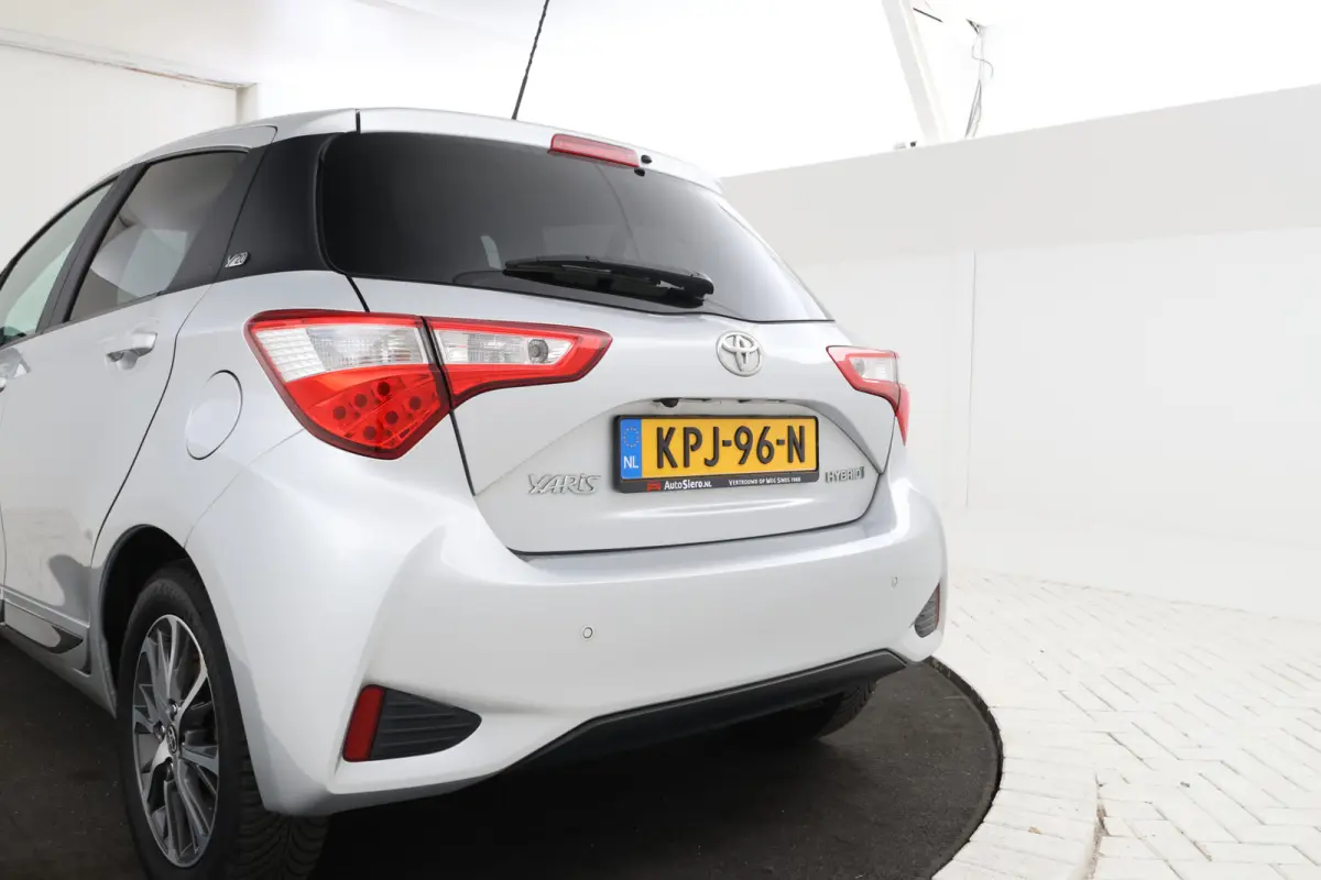 1.5 Hybrid Dynamic Automaat, Navigatie, climate,