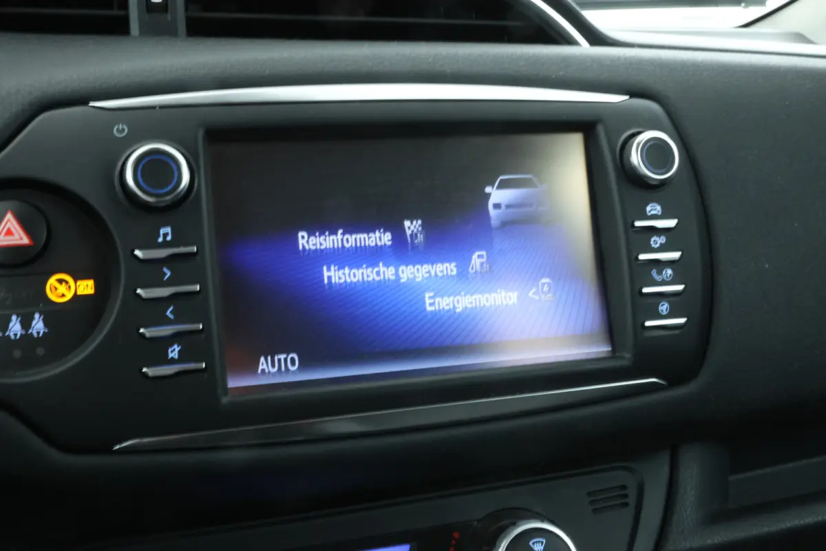1.5 Hybrid Dynamic Automaat, Navigatie, climate,