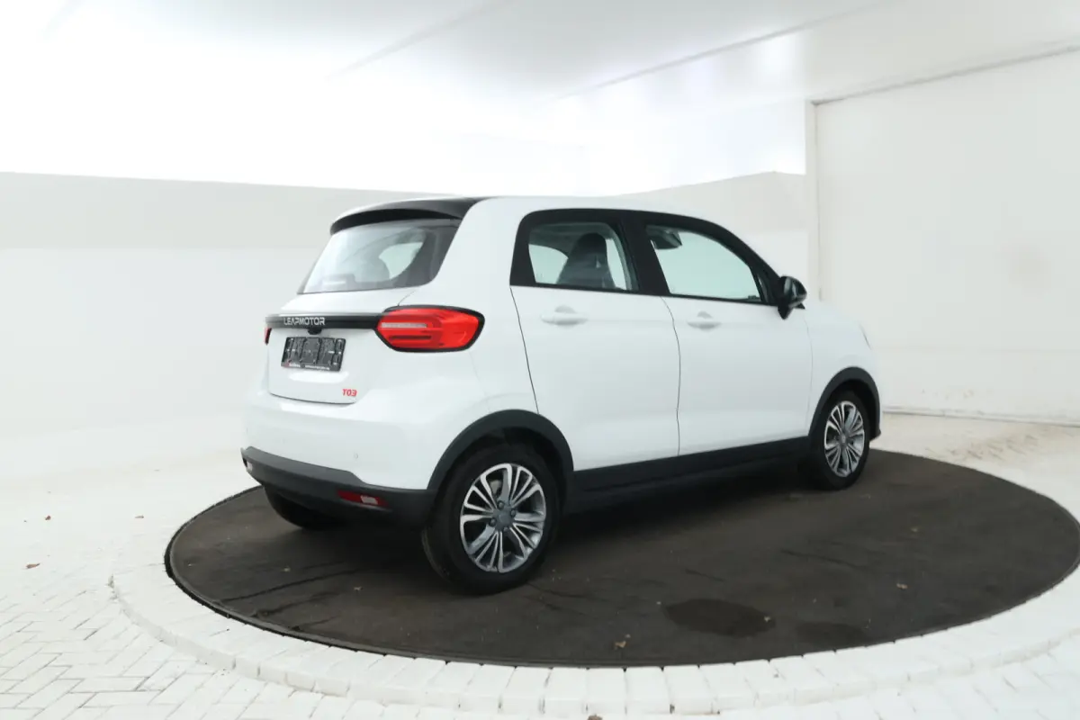 Design 37.3 kWh Camera, Panorama,