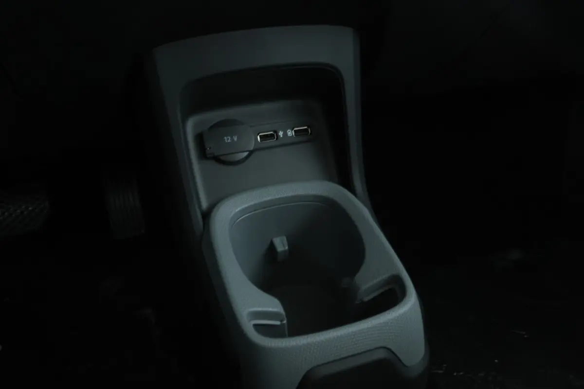 Design 37.3 kWh Camera, Panorama,