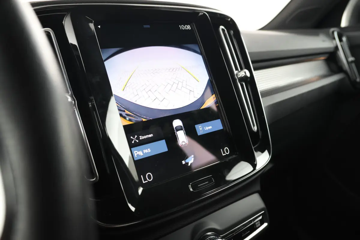 1.5 T3 Momentum IntelliSafe, Carplay, Half Leer, Cruise