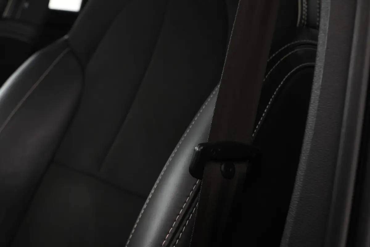 1.5 T3 Momentum IntelliSafe, Carplay, Half Leer, Cruise