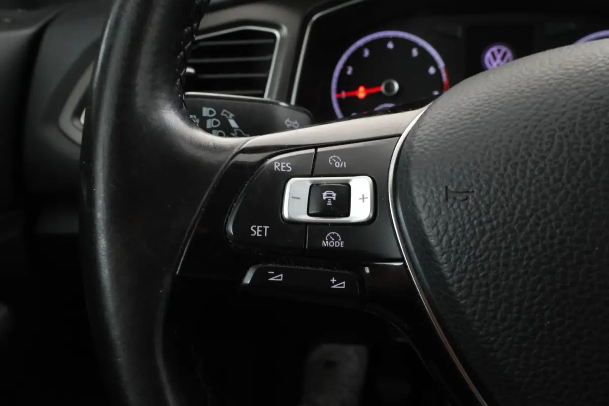 1.0 TSI Style Apple carplay, Climate,