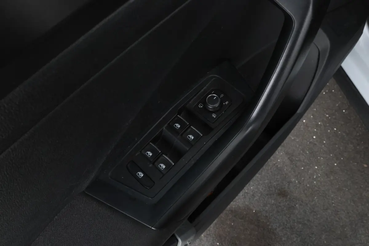 1.0 TSI Style Apple carplay, Climate,