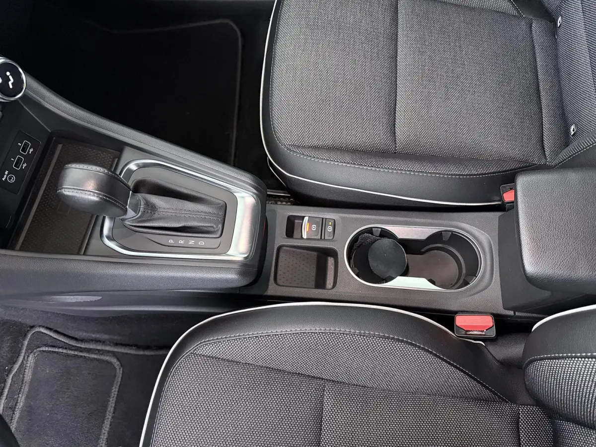 TCe 140 EDC Edition One | AUTOMAAT | Trekhaak | Adapt. Cruise | BOSE Audio |