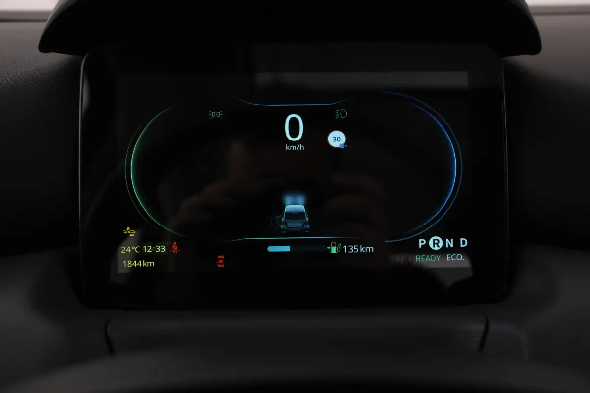 Design 37.3 kWh Camera, Panorama,