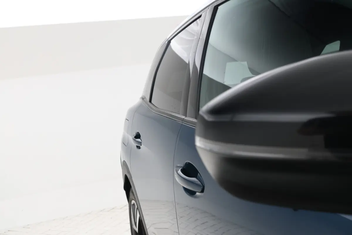 1.6 HYbrid 300 Allure Pack Business Apple carplay, Automaat, climate,