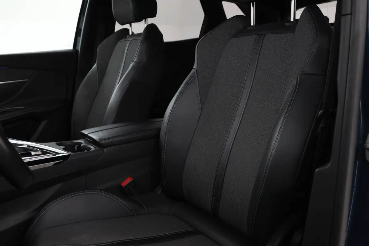 1.6 HYbrid 300 Allure Pack Business Apple carplay, Automaat, climate,