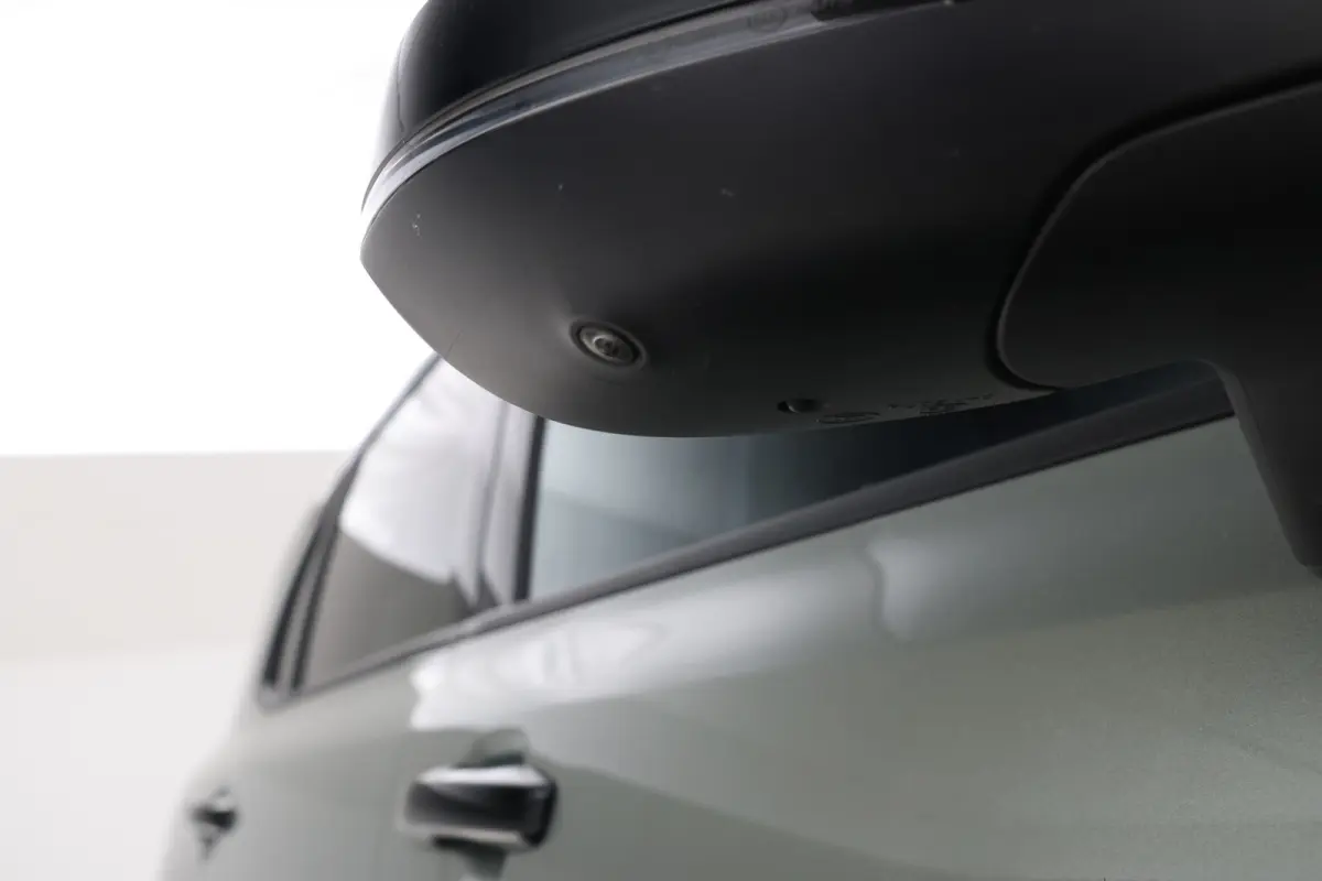1.5 More Facelift! 360 cam, Elek, panorama, Stoelverwarming,