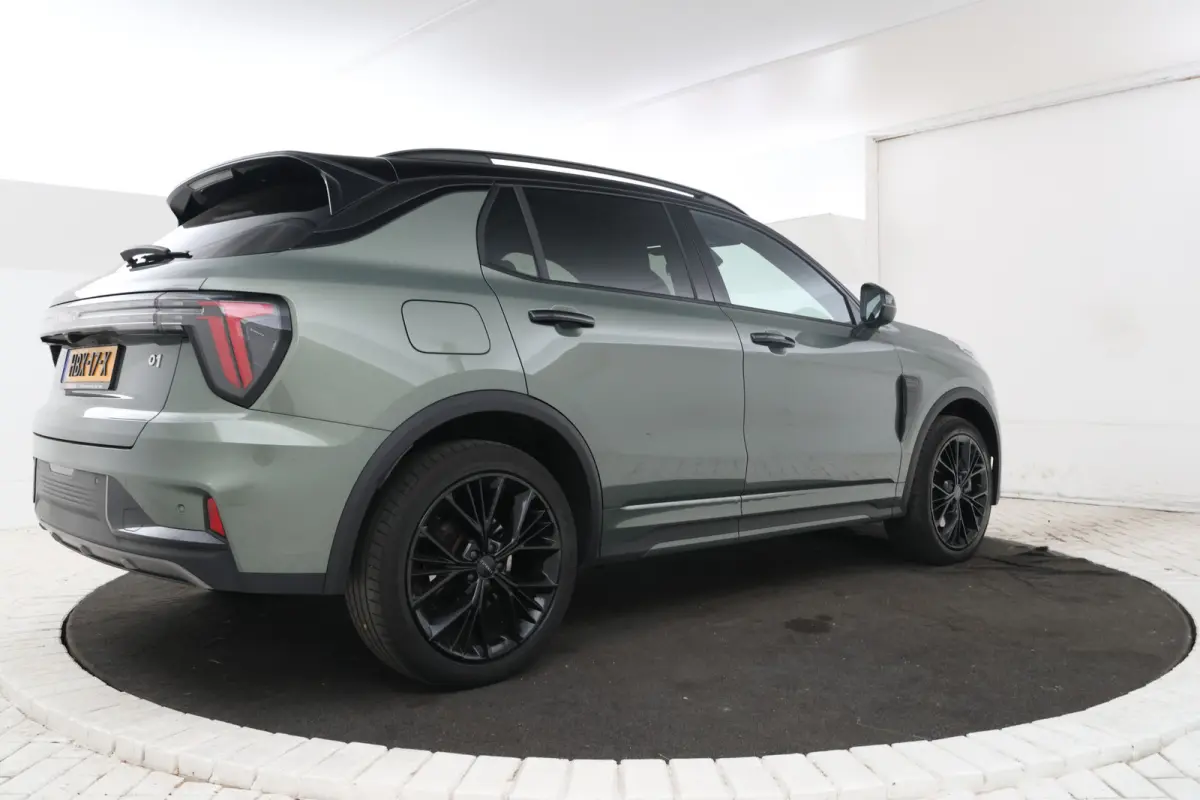 1.5 More Facelift! 360 cam, Elek, panorama, Stoelverwarming,