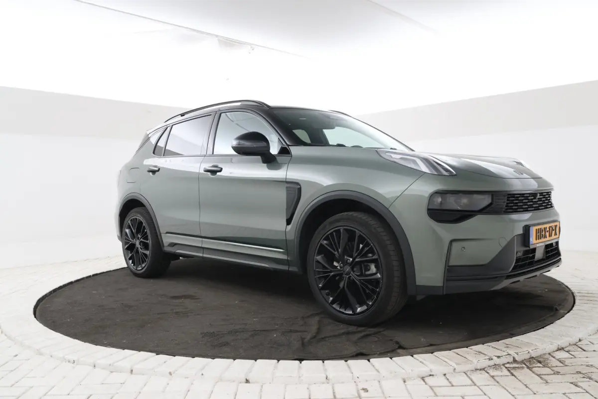 1.5 More Facelift! 360 cam, Elek, panorama, Stoelverwarming,