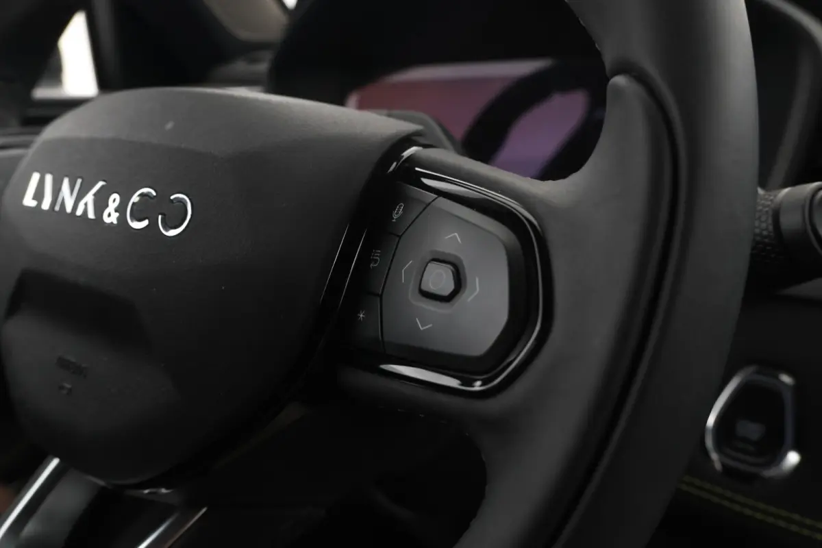 1.5 More Facelift! 360 cam, Elek, panorama, Stoelverwarming,