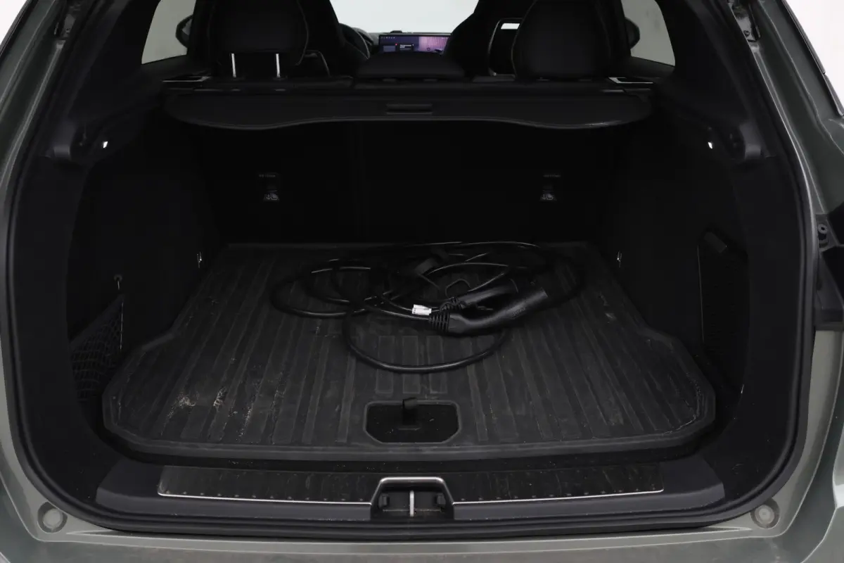 1.5 More Facelift! 360 cam, Elek, panorama, Stoelverwarming,