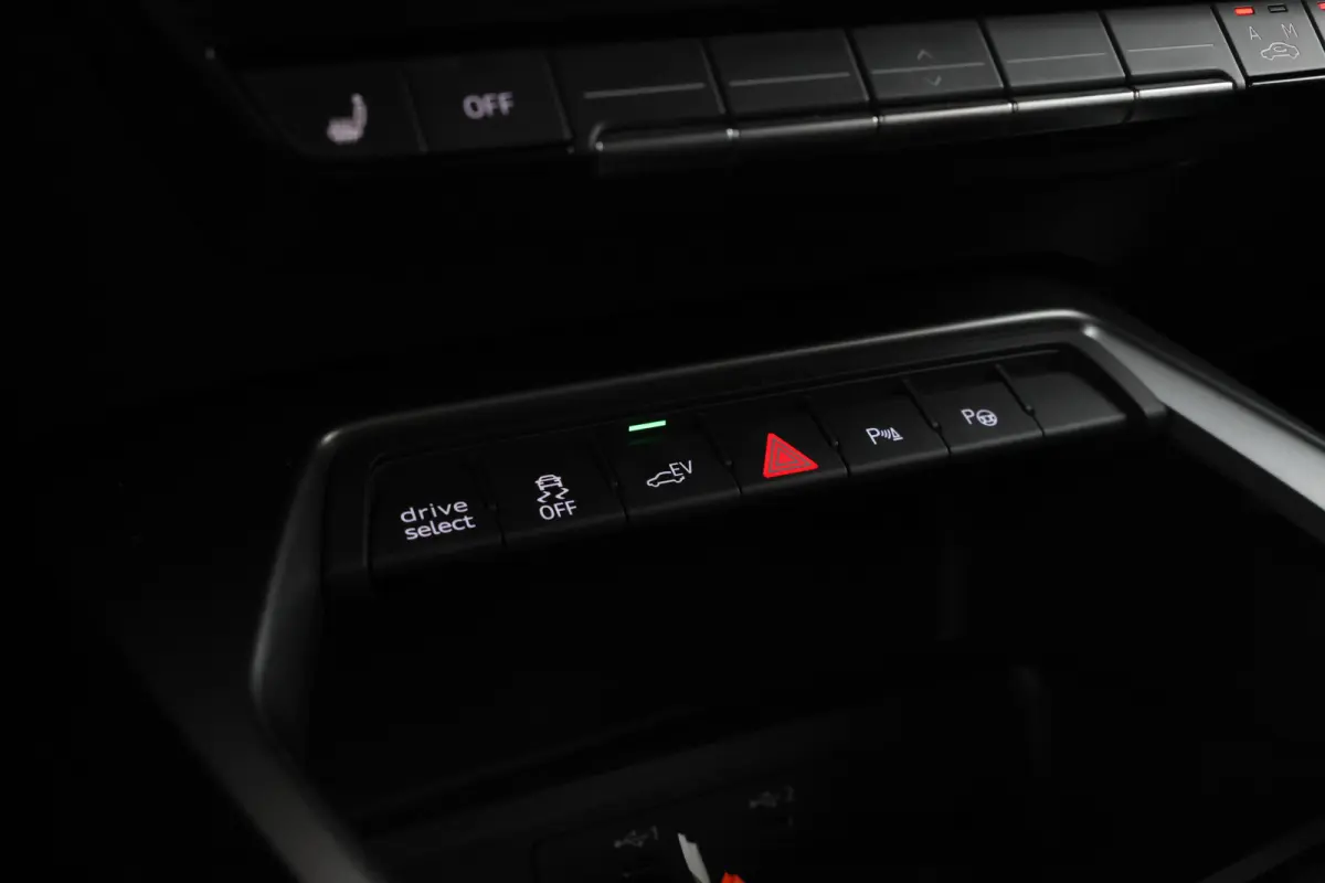 40 TFSI e Edition S-line, Virtual, Leder Climate,