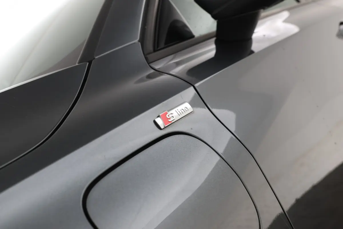 40 TFSI e Edition S-line, Virtual, Leder Climate,