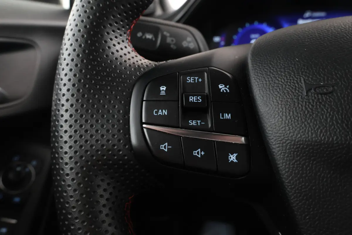 1.0 EcoBoost ST-Line X virtual, halfleder, climate,