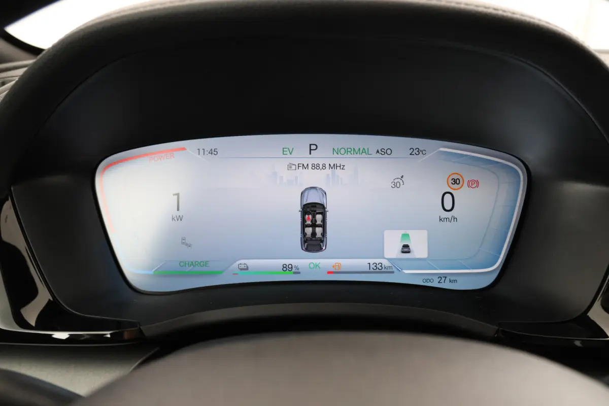 1.5 DM-i FWD Boost Nieuw! 360 Camera, Apple carplay.
