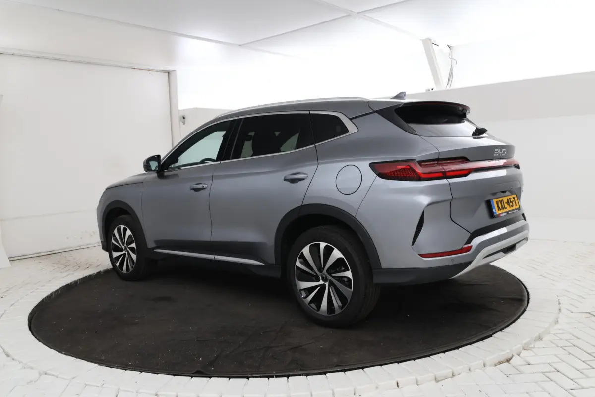 1.5 DM-i FWD Boost Nieuw! 360 Camera, Apple carplay.