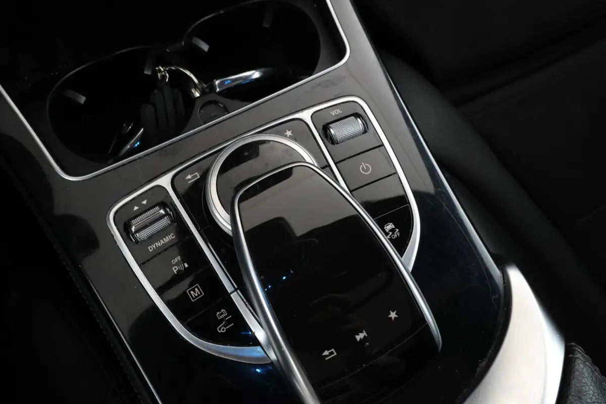 350e 4MATIC Premium Plus Panorama, Navigatie,
