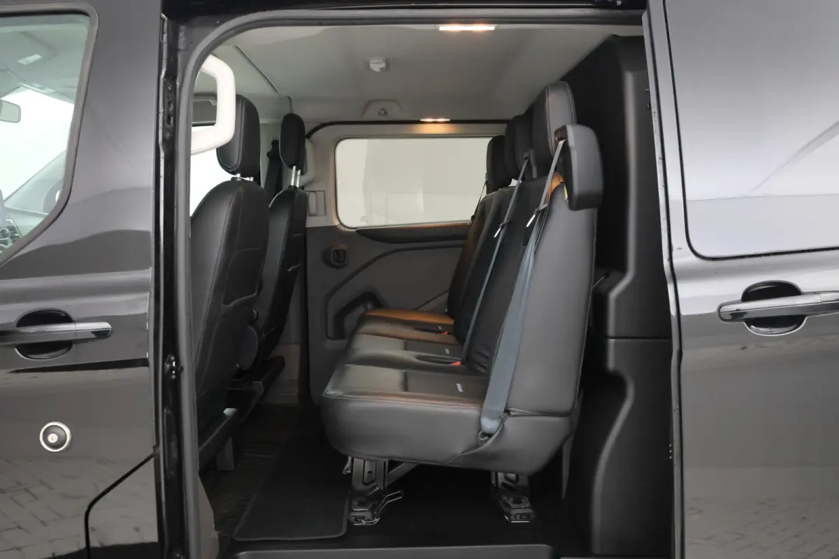 320 2.0 TDCI L2H1 Active DC Automaat, Leer, Climate,