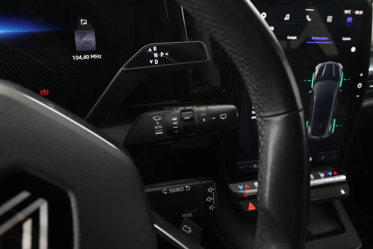 EV60 Optimum Charge Techno Adaptive Cruise, Apple Carplay/Android Auto,