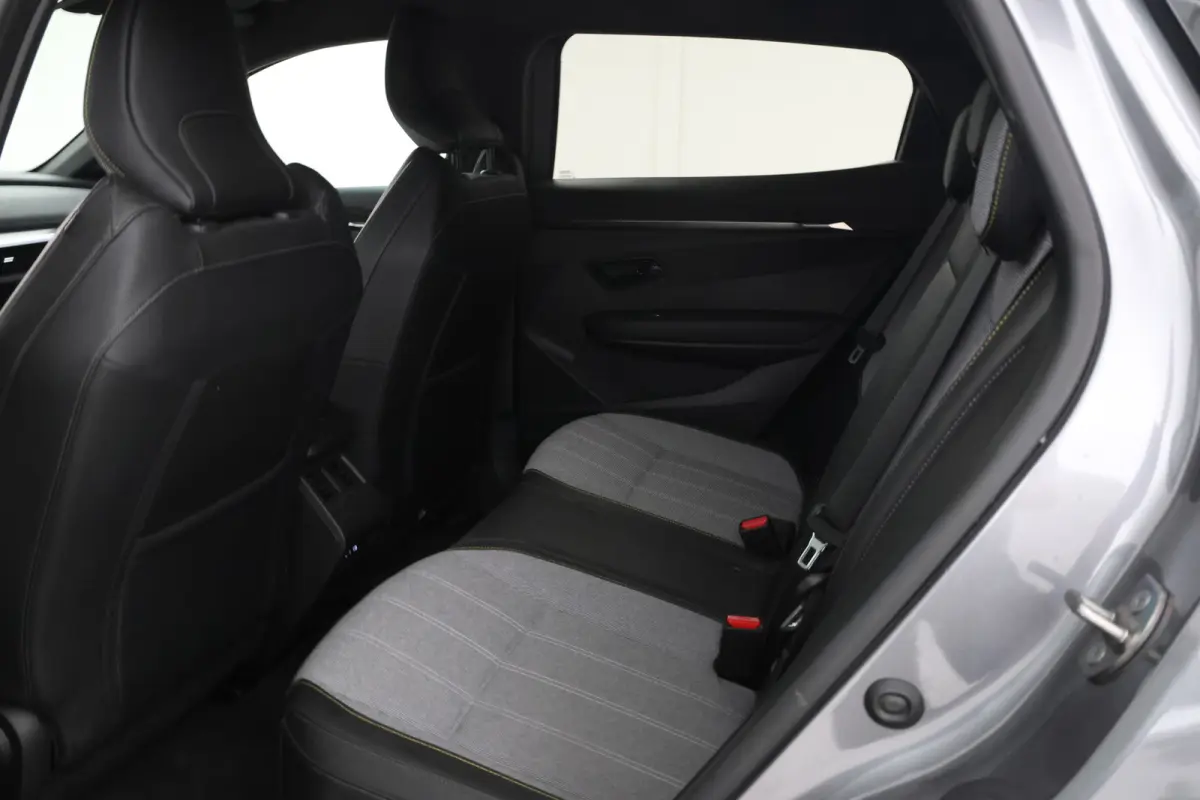 EV60 Optimum Charge Techno Adaptive Cruise, Apple Carplay/Android Auto,