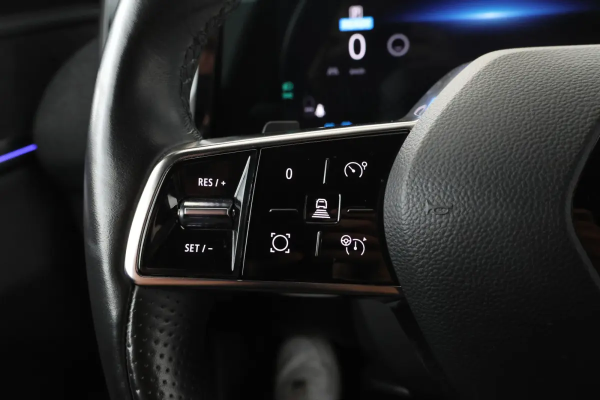 EV60 Optimum Charge Techno Adaptive Cruise, Apple Carplay/Android Auto,