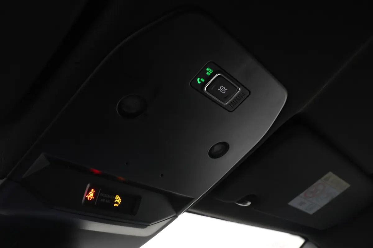 EV60 Optimum Charge Techno Adaptive Cruise, Apple Carplay/Android Auto,