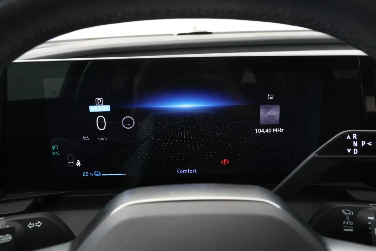 EV60 Optimum Charge Techno Adaptive Cruise, Apple Carplay/Android Auto,