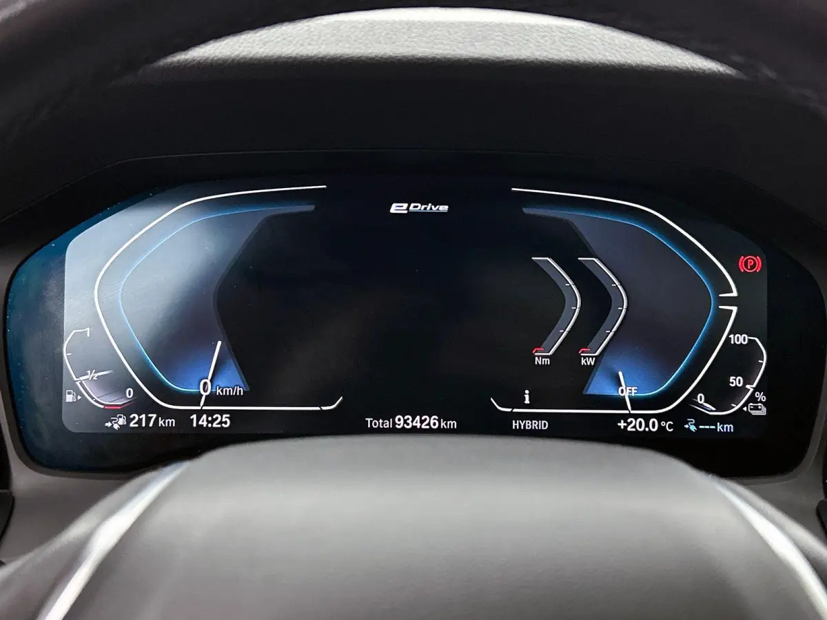 320e PANO | EL-TREKHAAK | NAVI & CARPLAY | EL-ACHTERKLEP