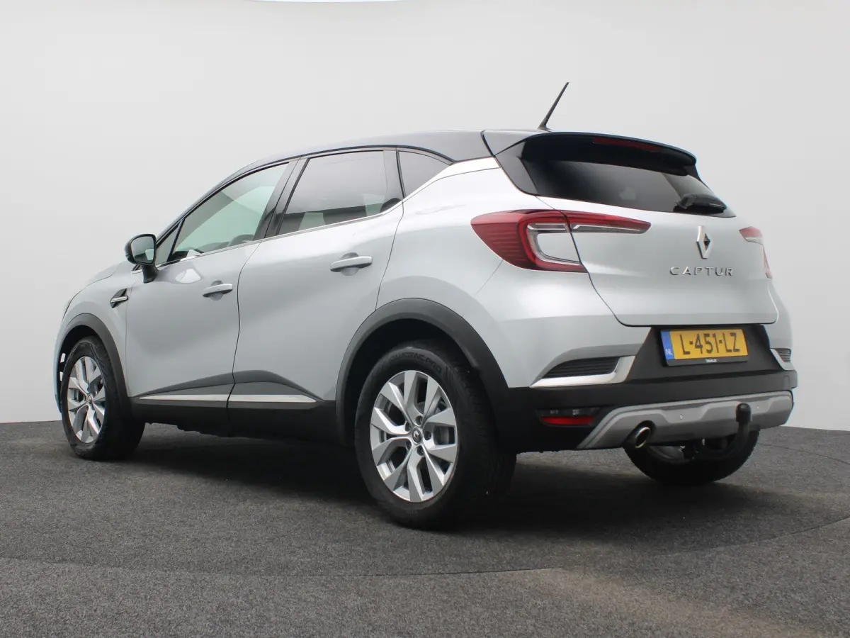 TCe 140 EDC GPF Intens | Trekhaak | advanced driving assist | Navigatie | pack winter | Achteruitrijcamera |