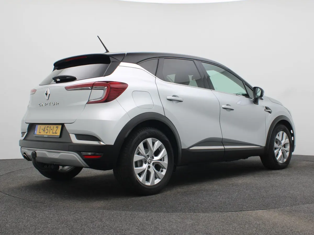 TCe 140 EDC GPF Intens | Trekhaak | advanced driving assist | Navigatie | pack winter | Achteruitrijcamera |