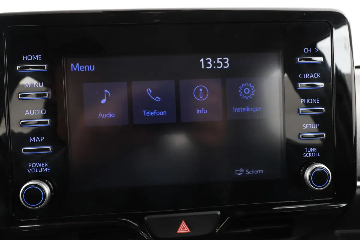 1.5 VVT-i Active 5 Deurs Navigatie, Airco