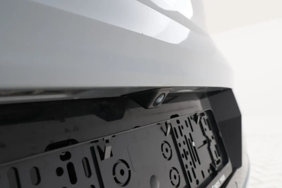 EV60 Optimum Charge Techno Adaptive Cruise, Apple Carplay/Android Auto,