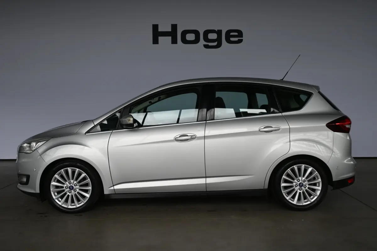 1.0 Titanium Clima Cruise control Navigatie Rijklaarprijs Inruil Mogelijk!