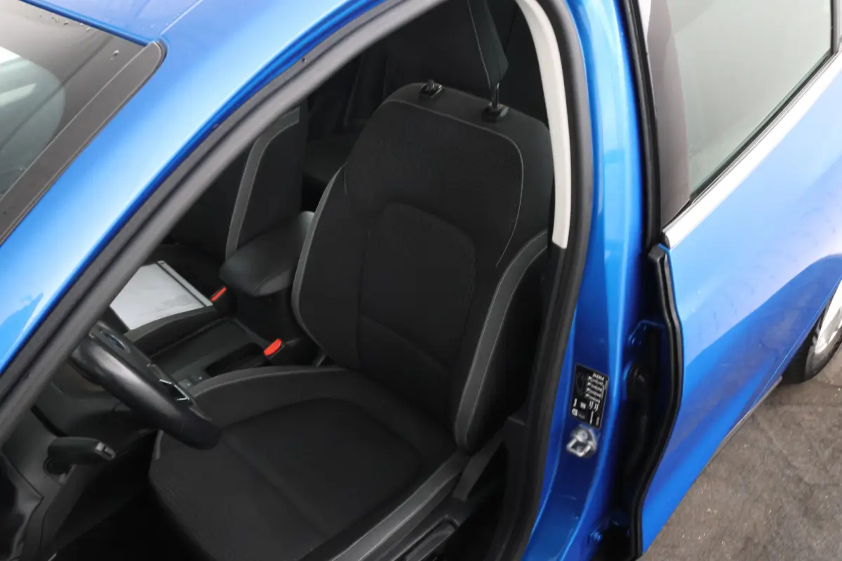 1.0 EcoBoost Trend Edition Business Navigatie,