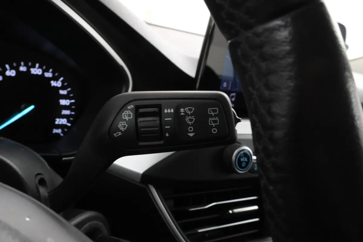 1.0 EcoBoost Trend Edition Business Navigatie,